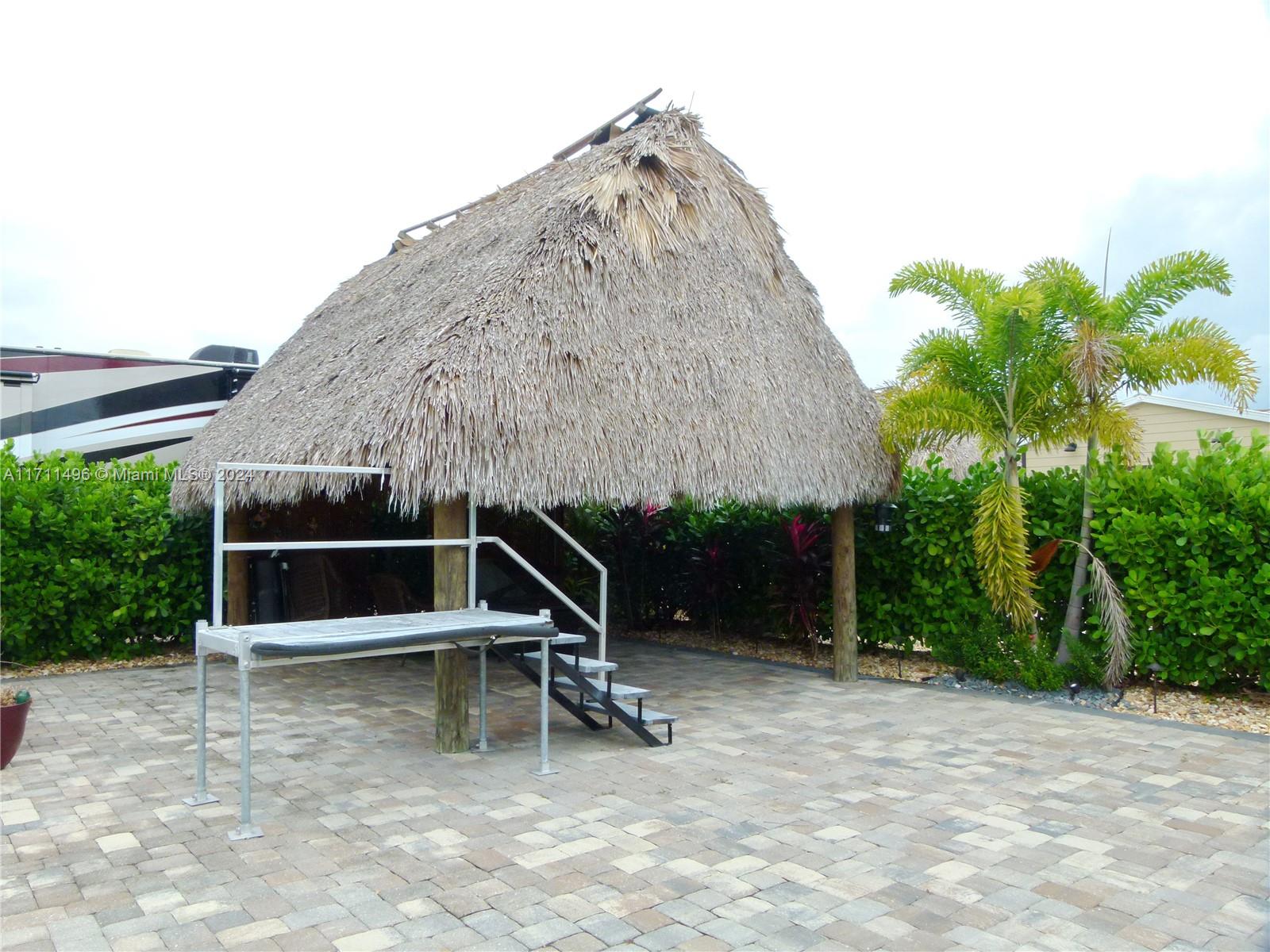 Silver Palms RV Resort - Land