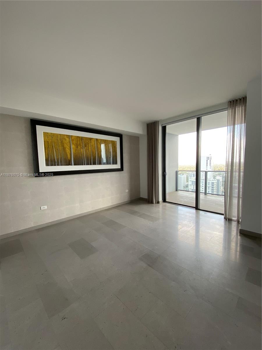 RISE CONDO - Residential Lease