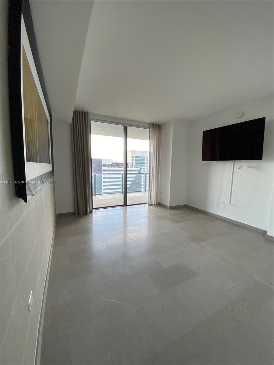 RISE CONDO - Residential Lease