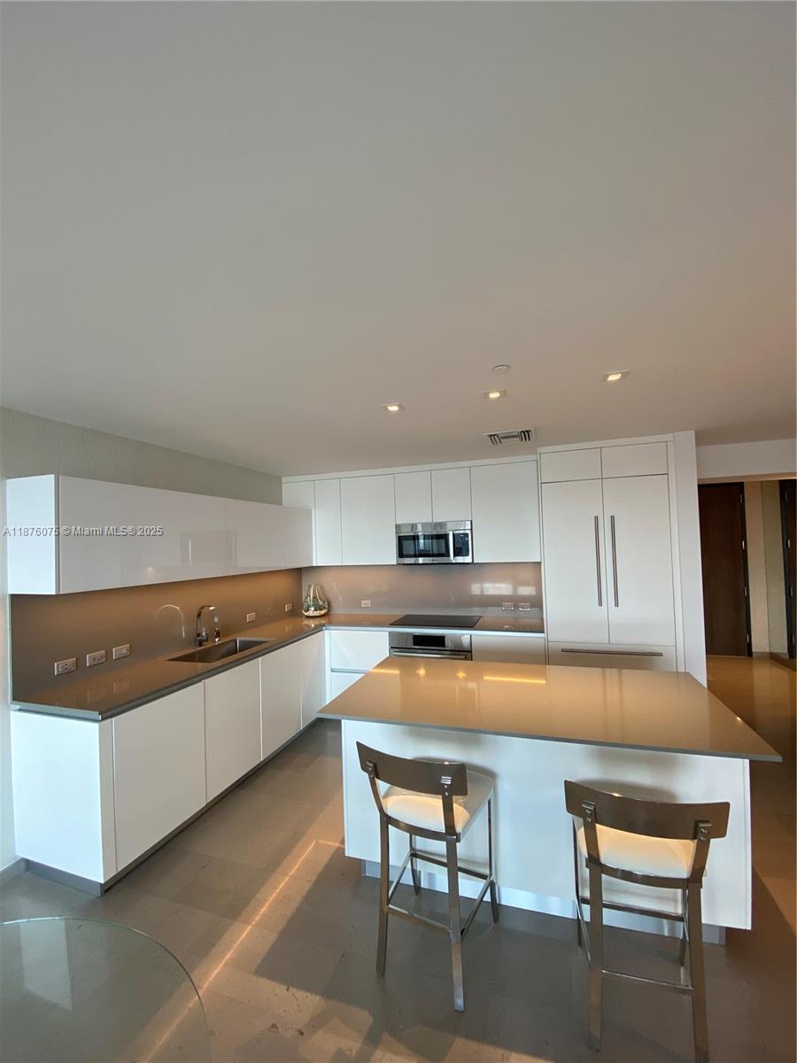 RISE CONDO - Residential Lease