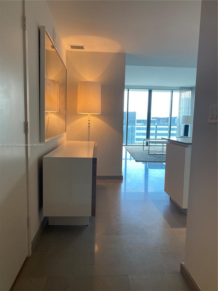 RISE CONDO - Residential Lease