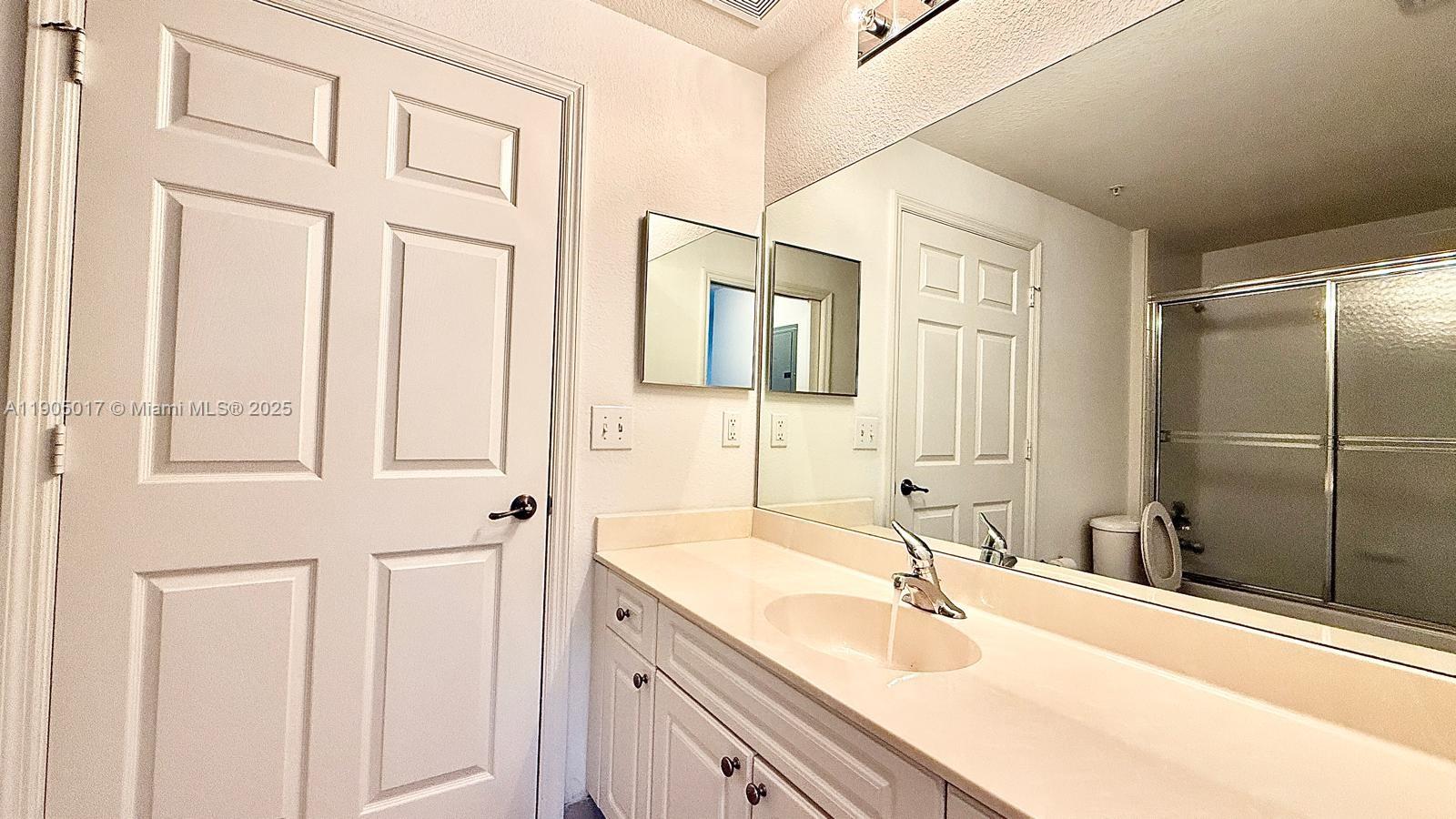 SAN MATERA THE GARDENS CO - Residential Lease