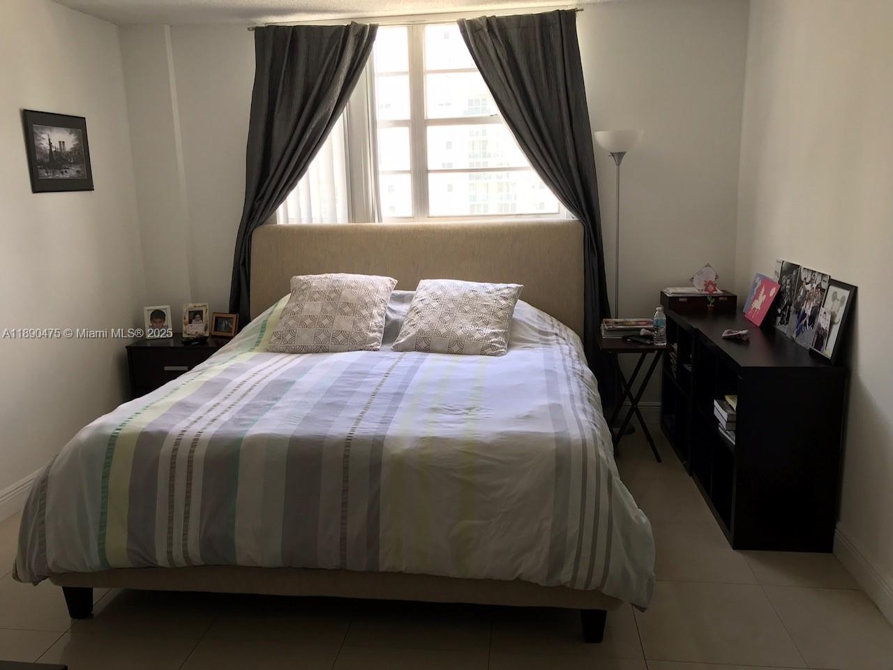 OCEANVIEW BUILDING A COND - Residential