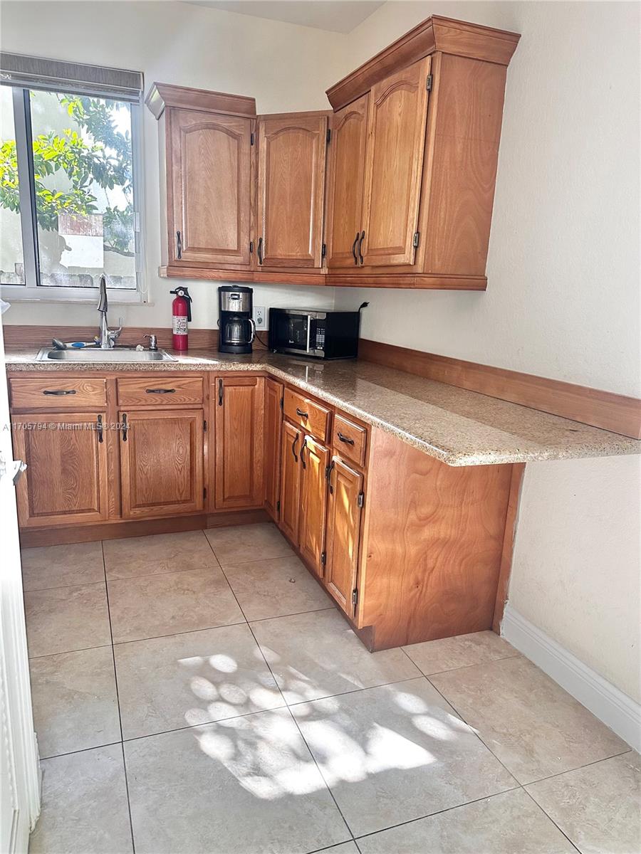 LARGO SOUND PARK - Residential Lease
