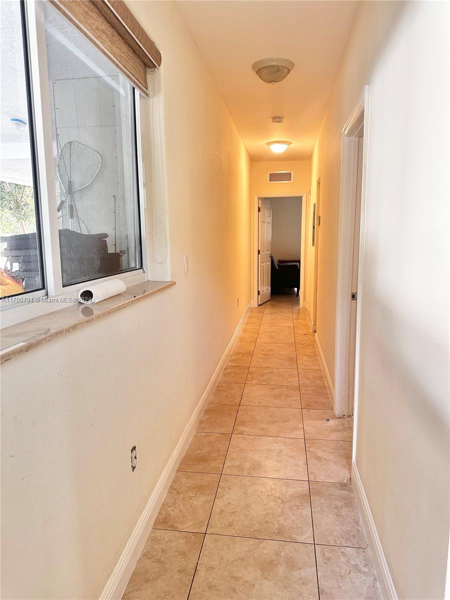 LARGO SOUND PARK - Residential Lease