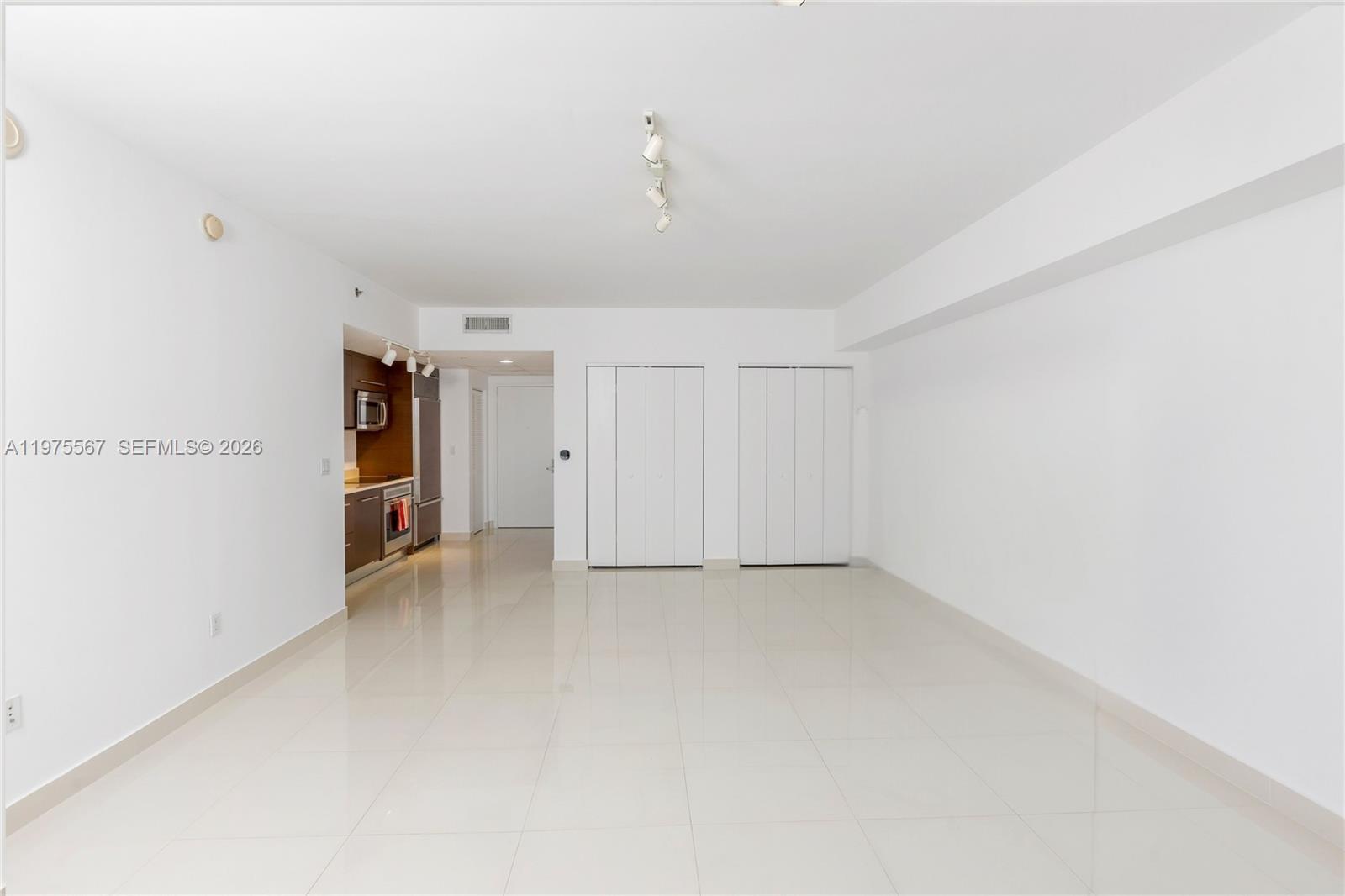 ICON BRICKELL CONDO NO 1 - Residential Lease