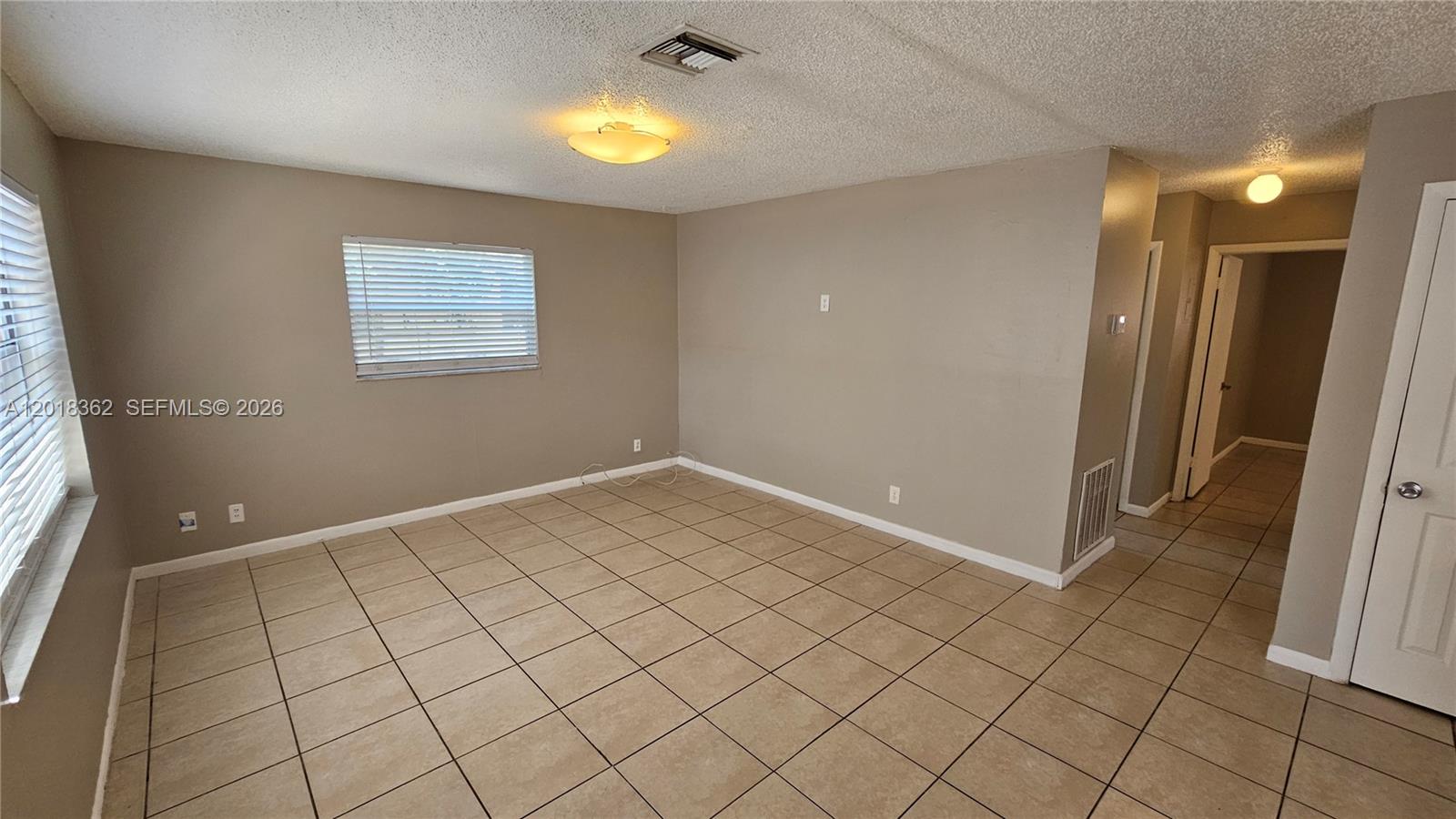 860 SW 6th Ct 3