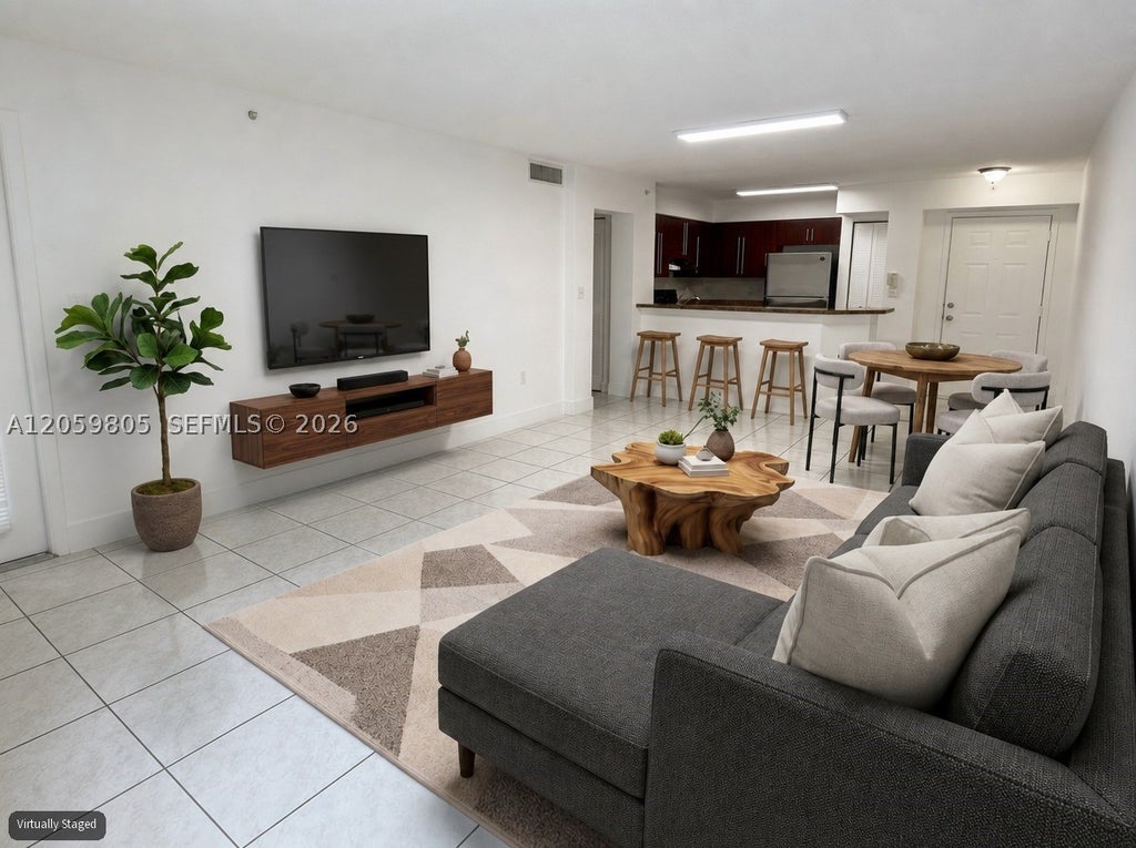 Photo of 761 N Pine Island Rd #104, Plantation, FL 33324 (MLS # A12059805)