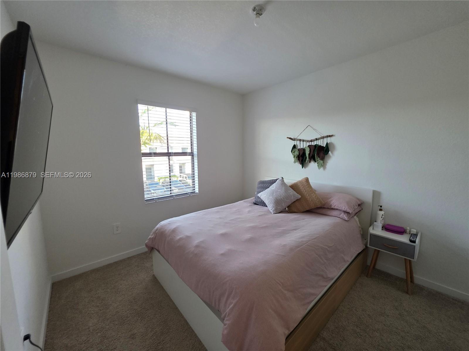 MIAMI LAND AND DEVELOPMEN - Residential Lease