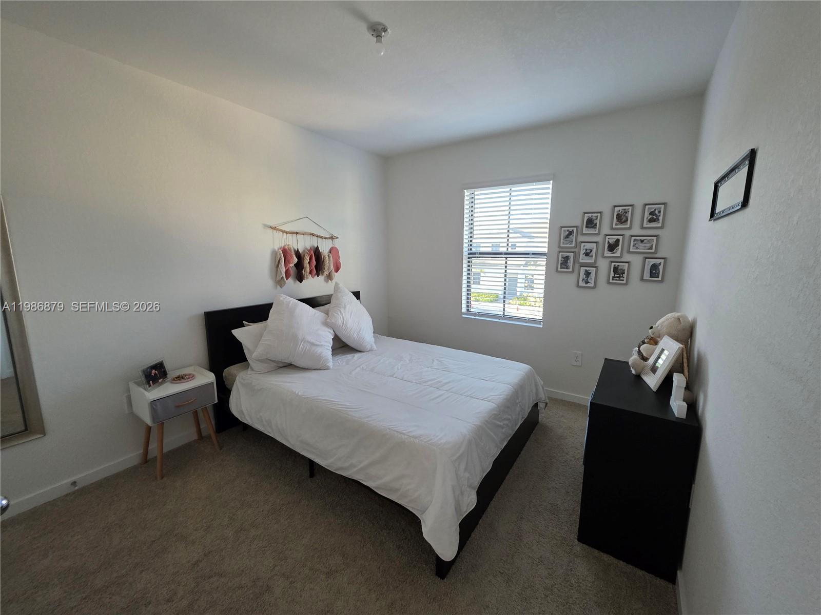 MIAMI LAND AND DEVELOPMEN - Residential Lease