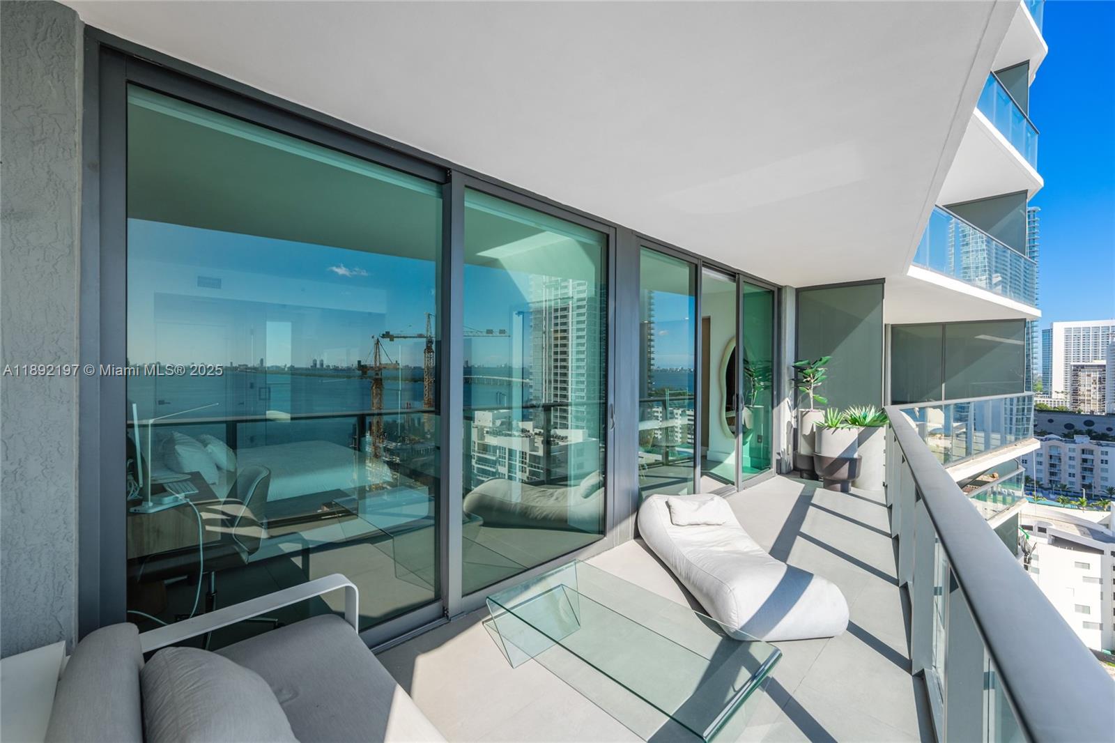 ICON BAY CONDO - Residential Lease