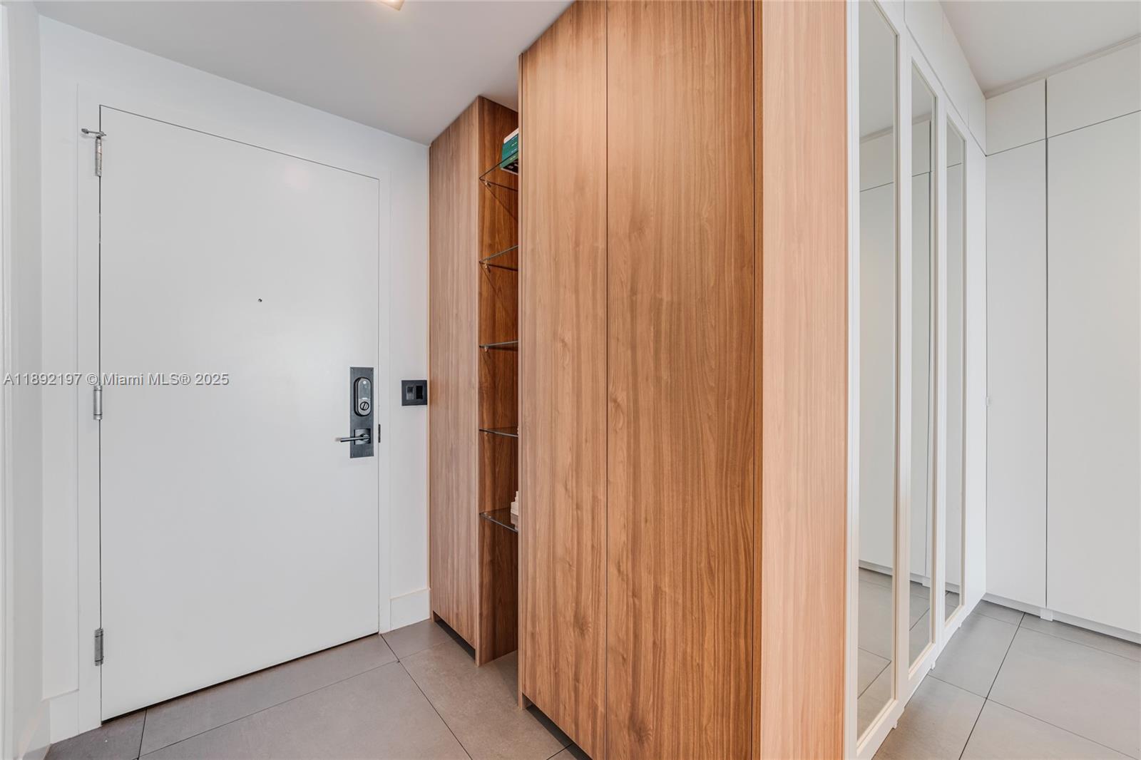 ICON BAY CONDO - Residential Lease