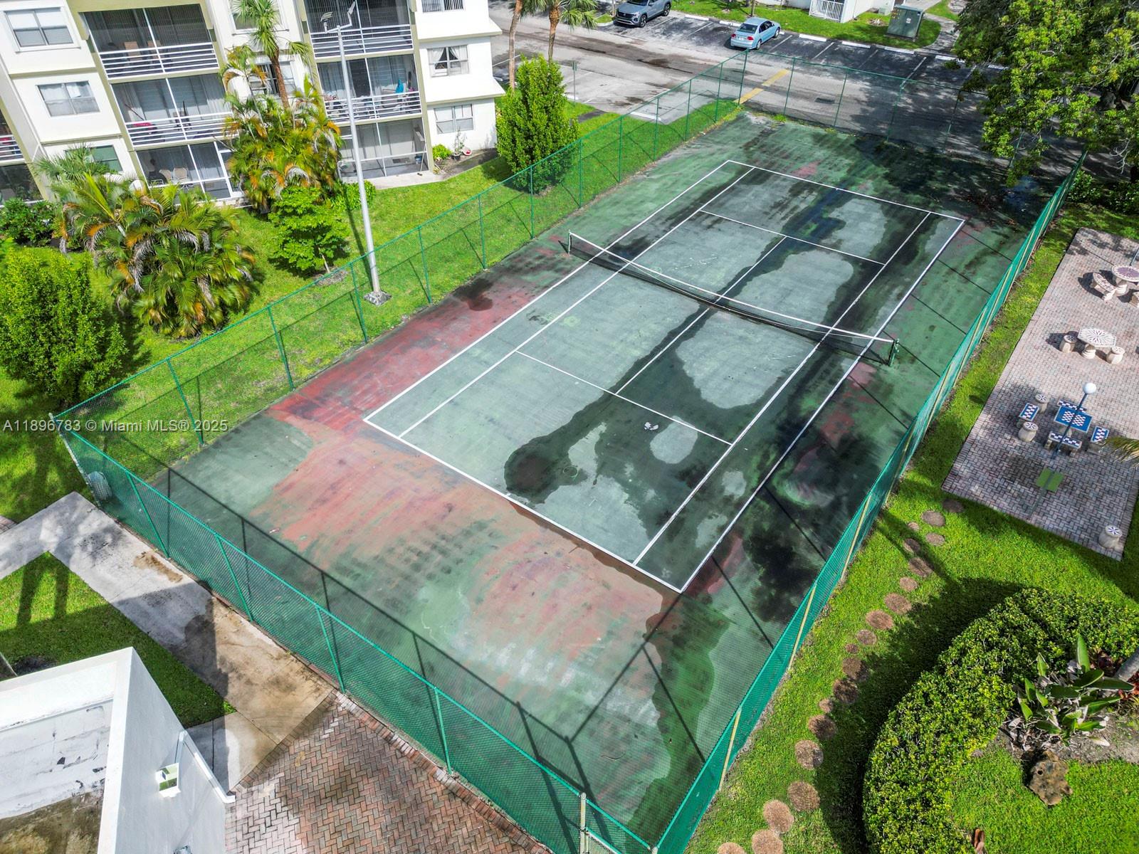 SPRINGCREST CONDO - Residential