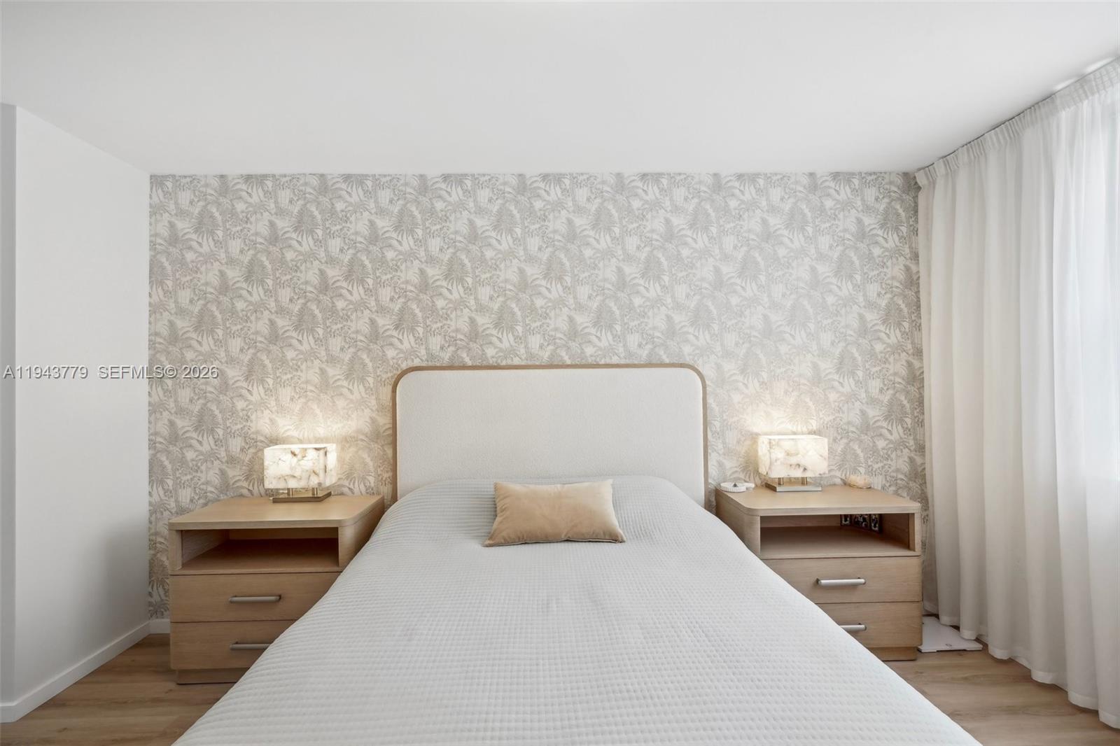 THE YACHT CLUB AT AVENTUR - Residential