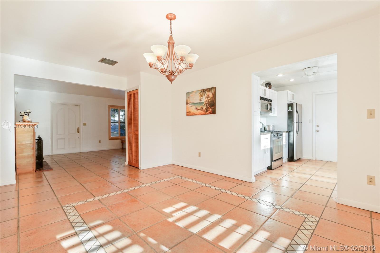 WINSTON PARK UNIT 4 - Residential