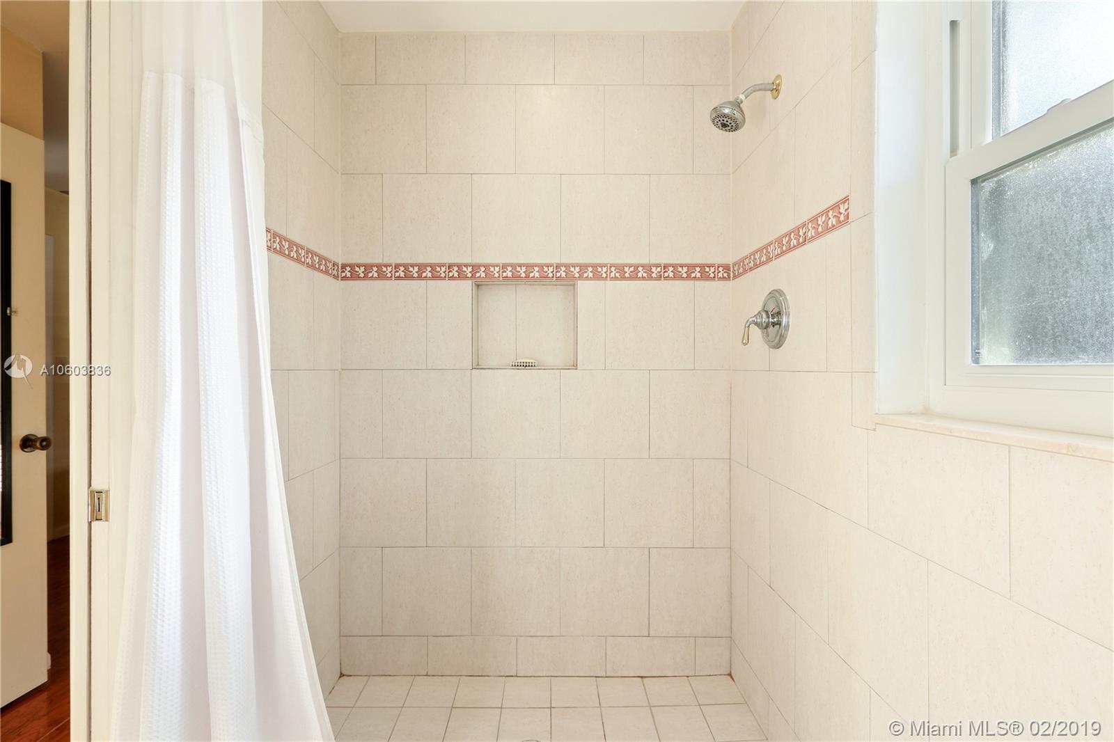 WINSTON PARK UNIT 4 - Residential