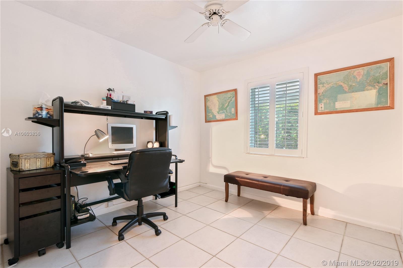 WINSTON PARK UNIT 4 - Residential