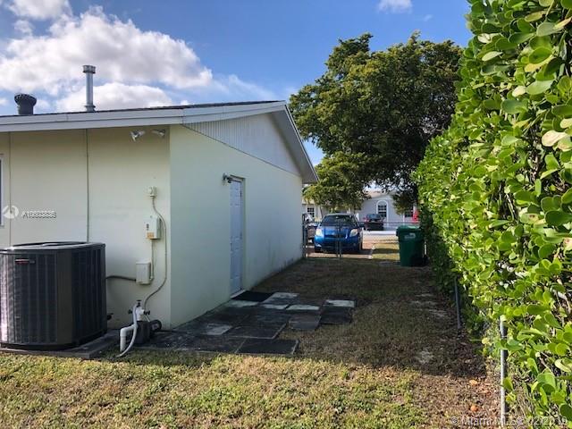 WINSTON PARK UNIT 4 - Residential