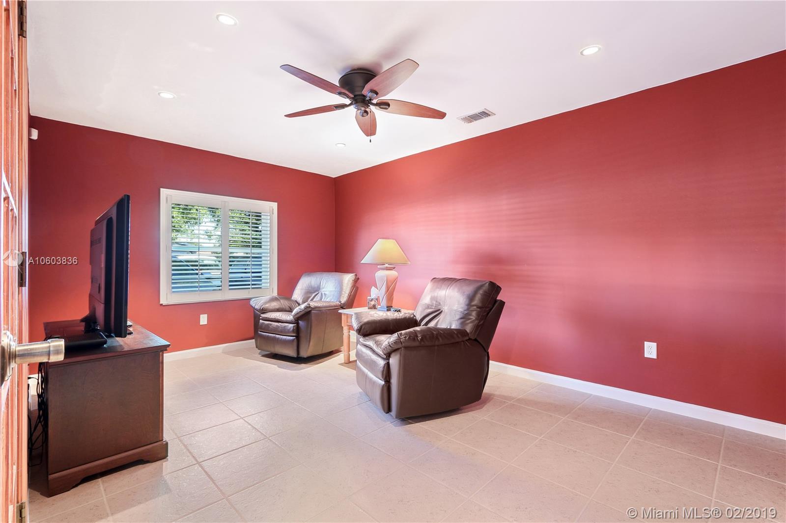 WINSTON PARK UNIT 4 - Residential