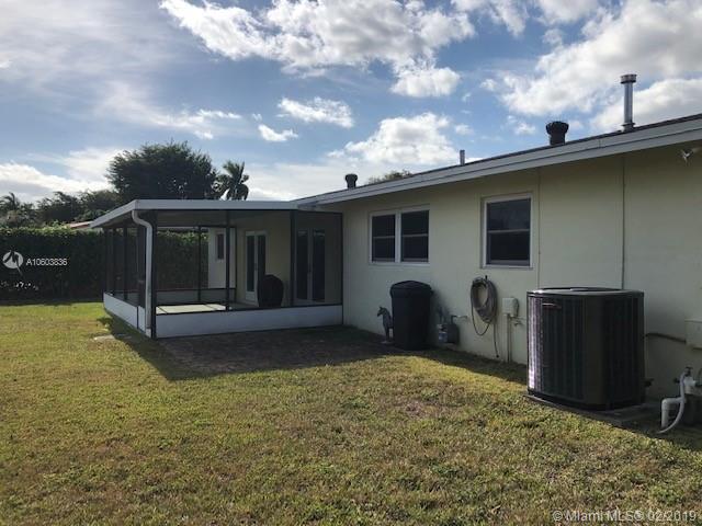 WINSTON PARK UNIT 4 - Residential