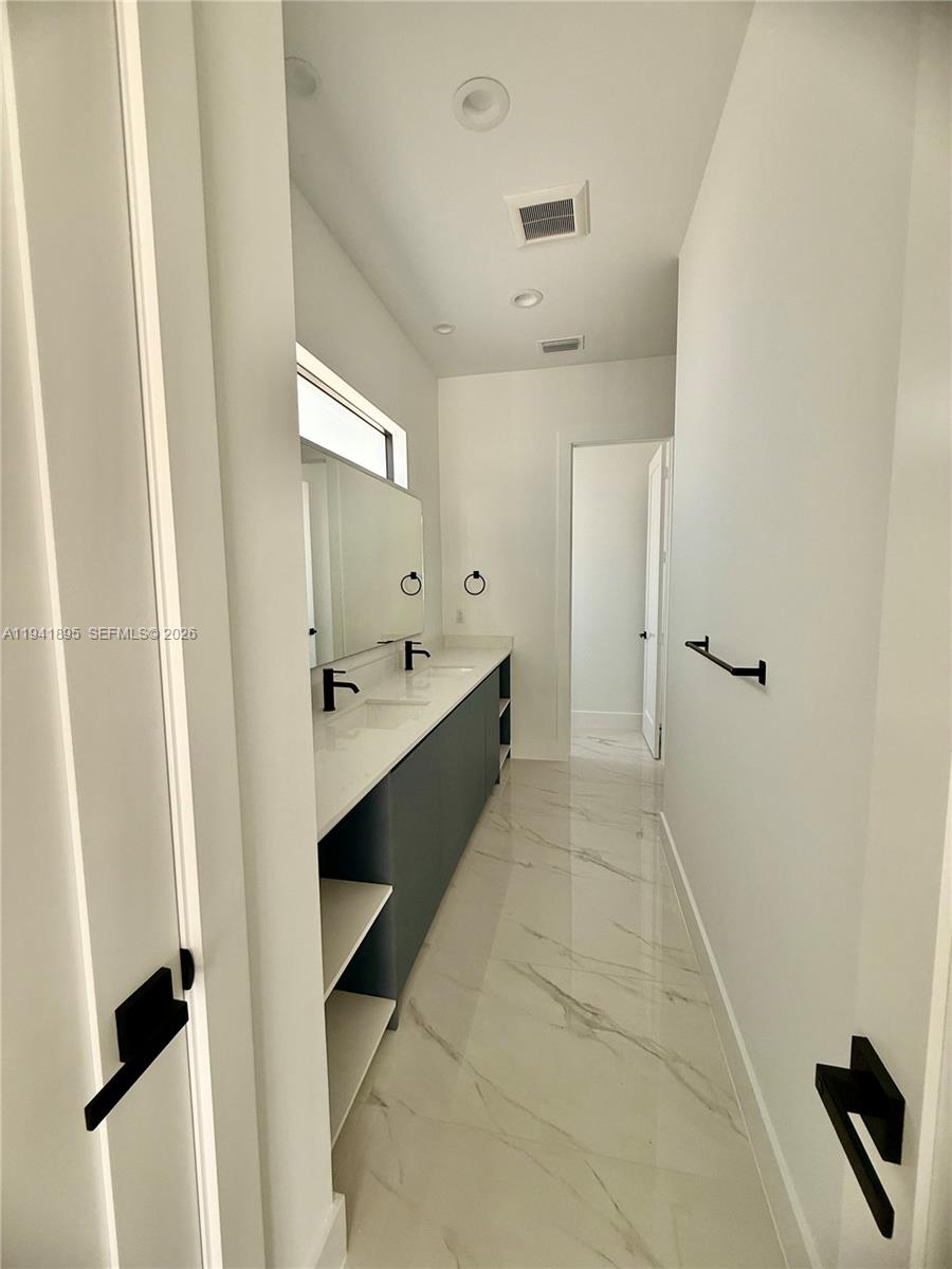 PORT ST LUCIE SECTION 40 - Residential