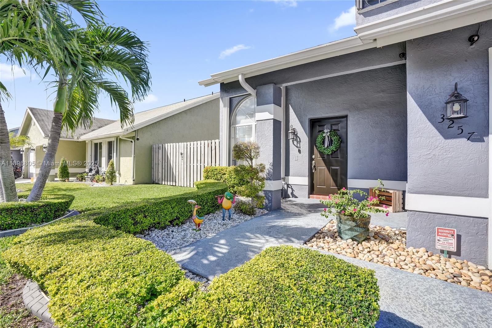 SAWGRASS ESTATES - Residential