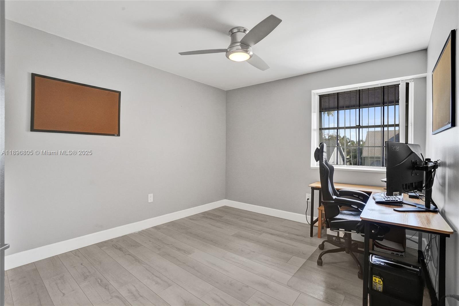 SAWGRASS ESTATES - Residential