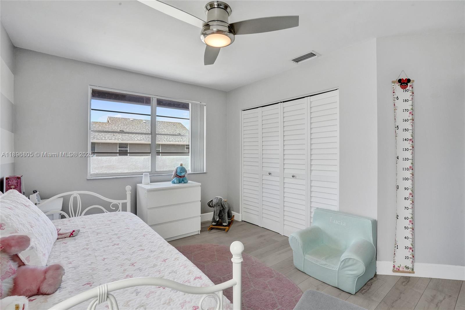 SAWGRASS ESTATES - Residential