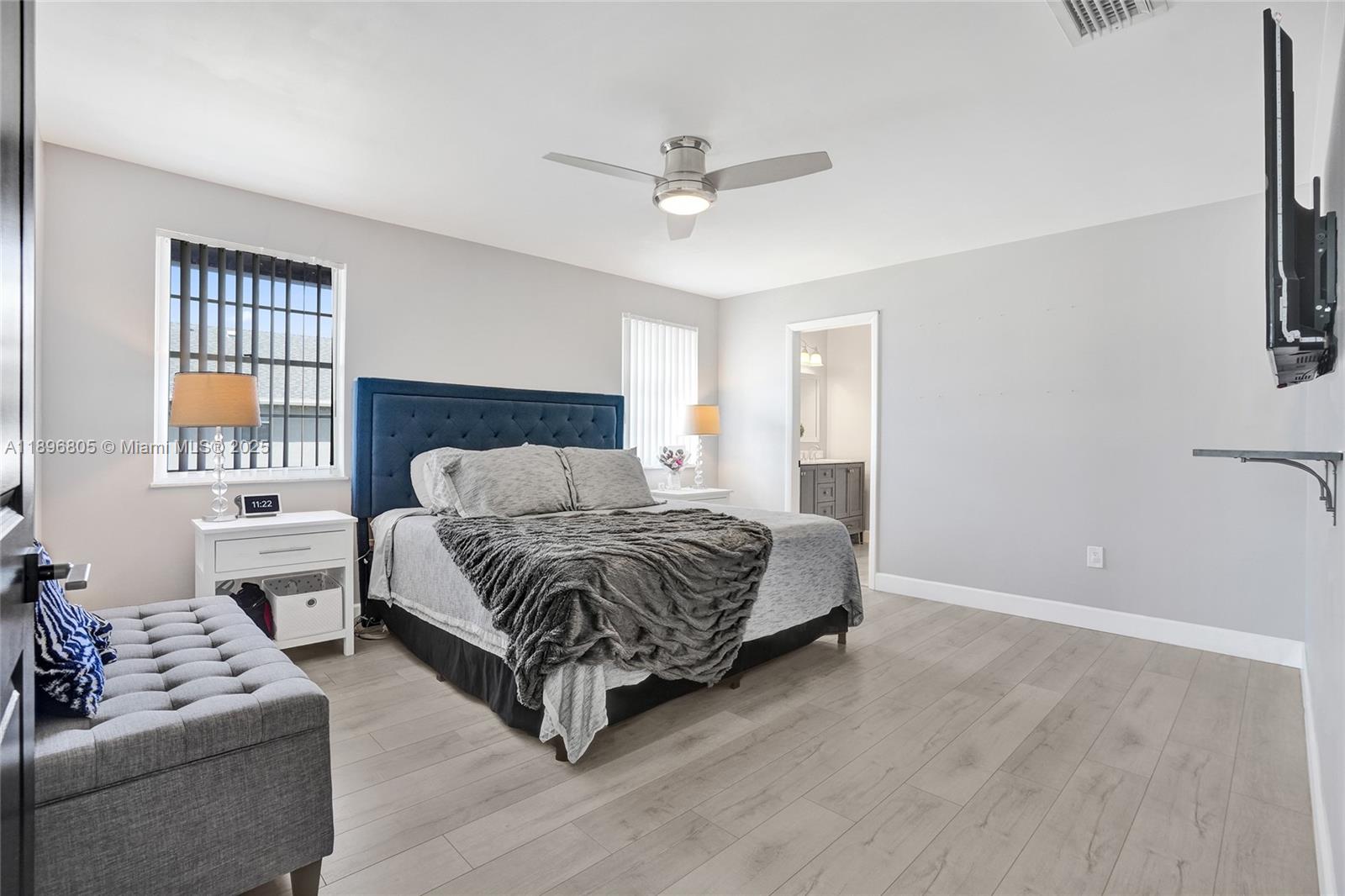 SAWGRASS ESTATES - Residential