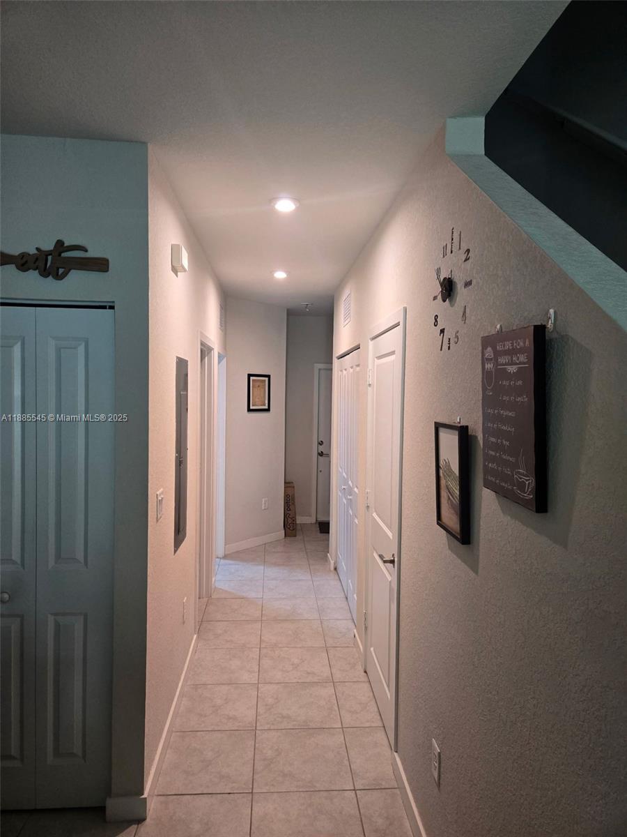 COSTA BLANCA VILLAS - Residential Lease