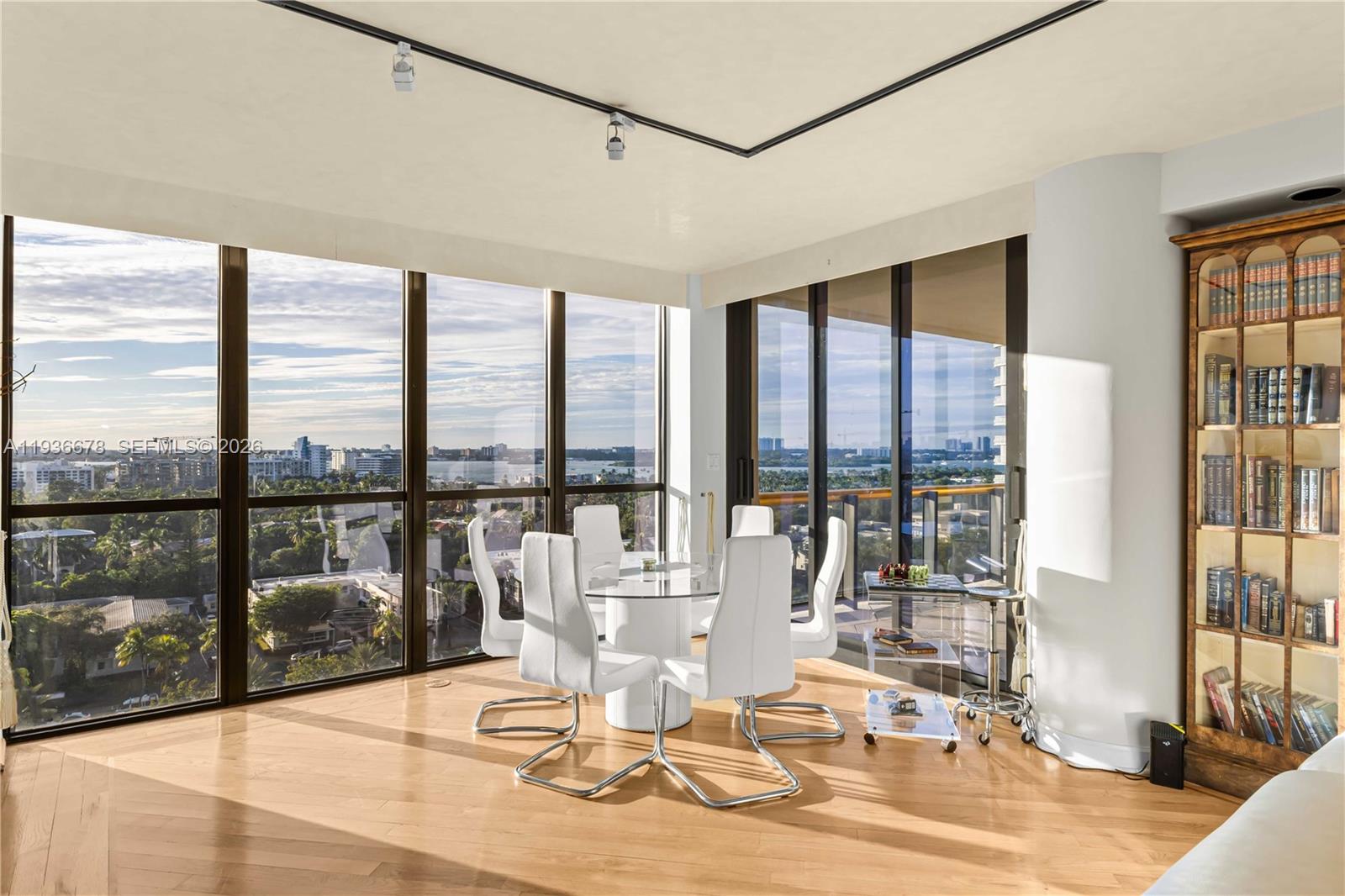 9999 Collins Ave 12A