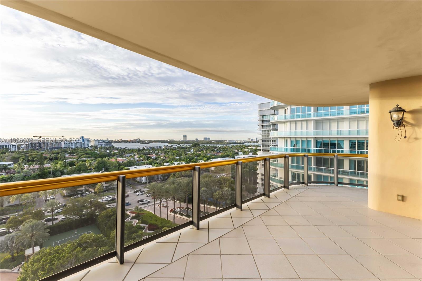 BAL HARBOUR TOWER CONDO - Residential