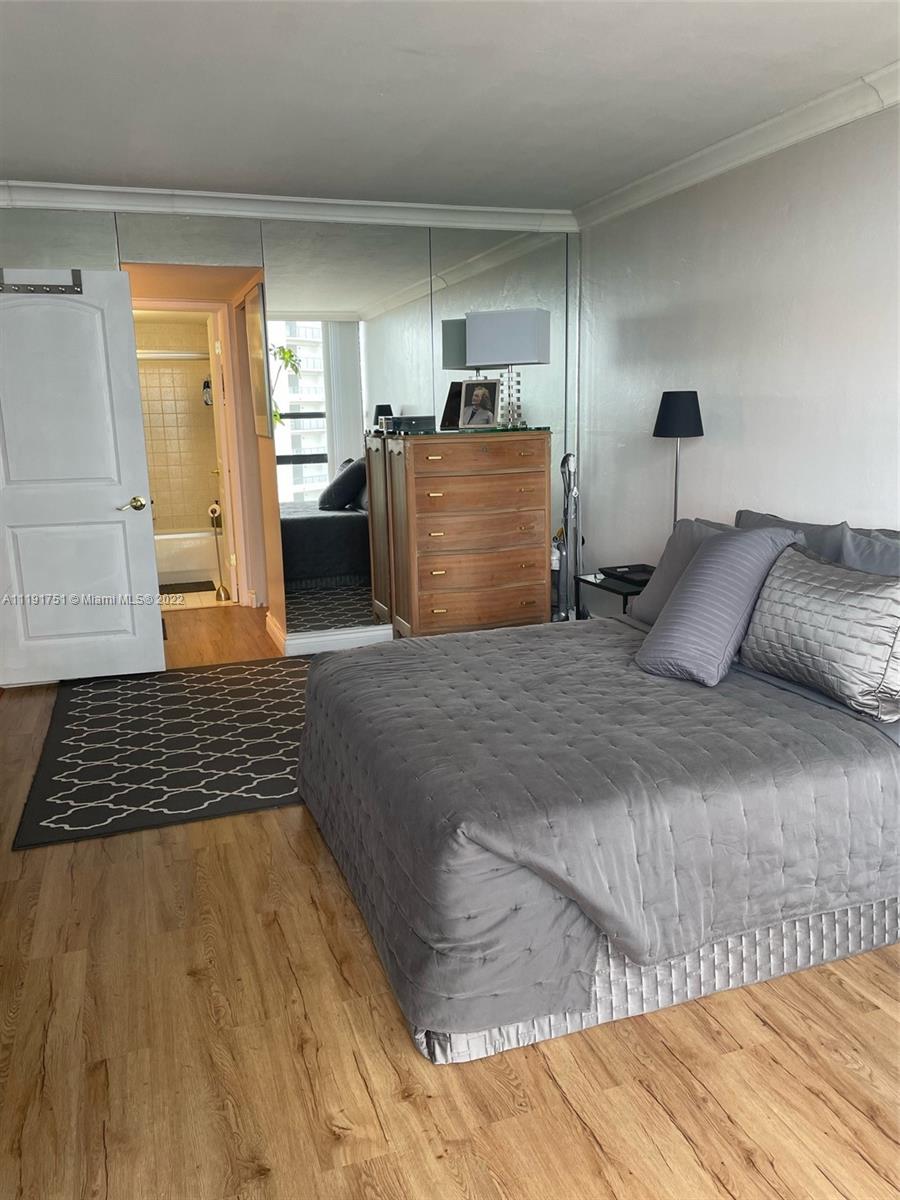 CHARTER CLUB CONDO - Residential