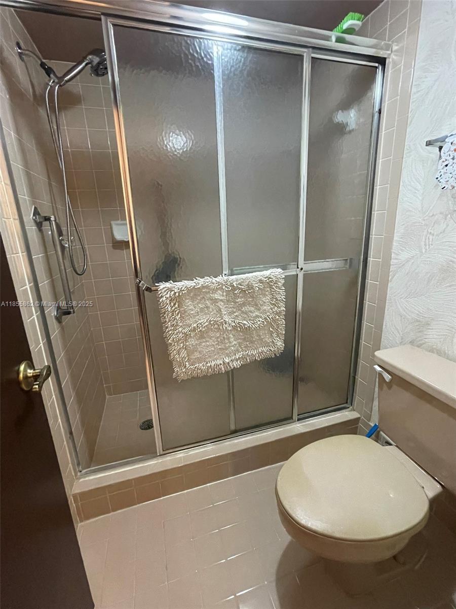 LAKES OF CARRIAGE HILLS - Residential