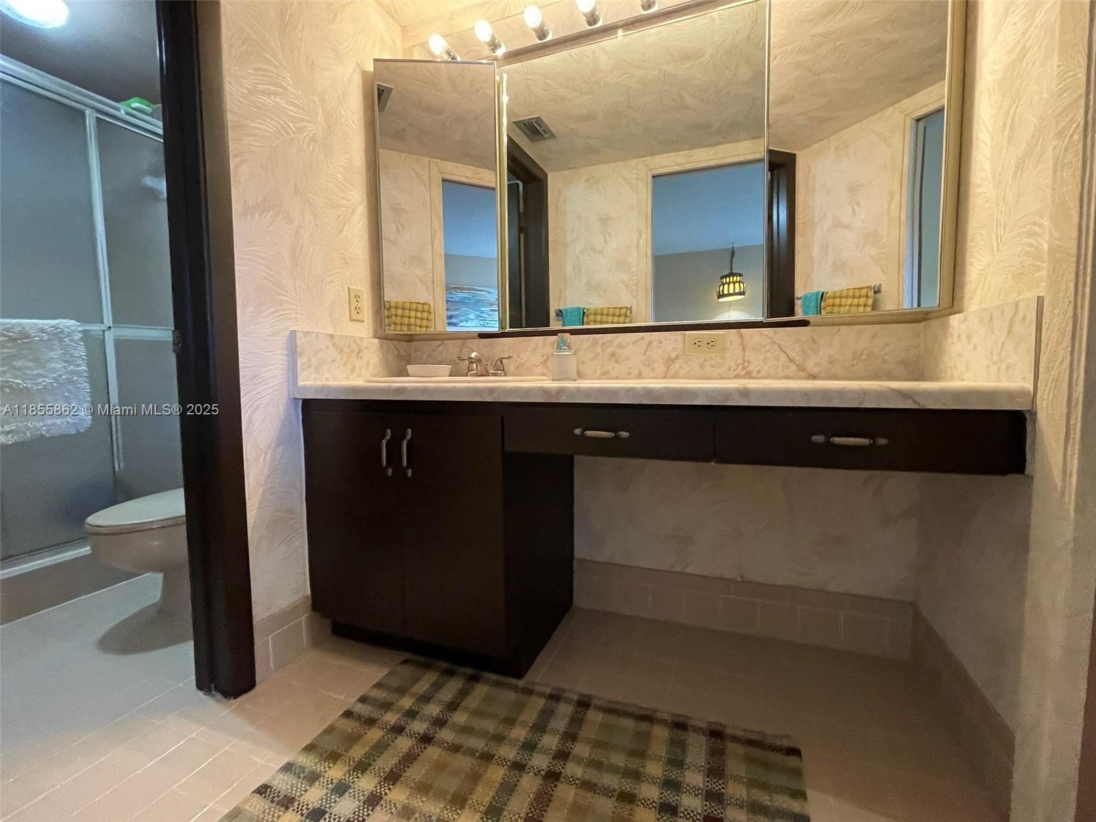 4975 E Sabal Palm Blvd 208