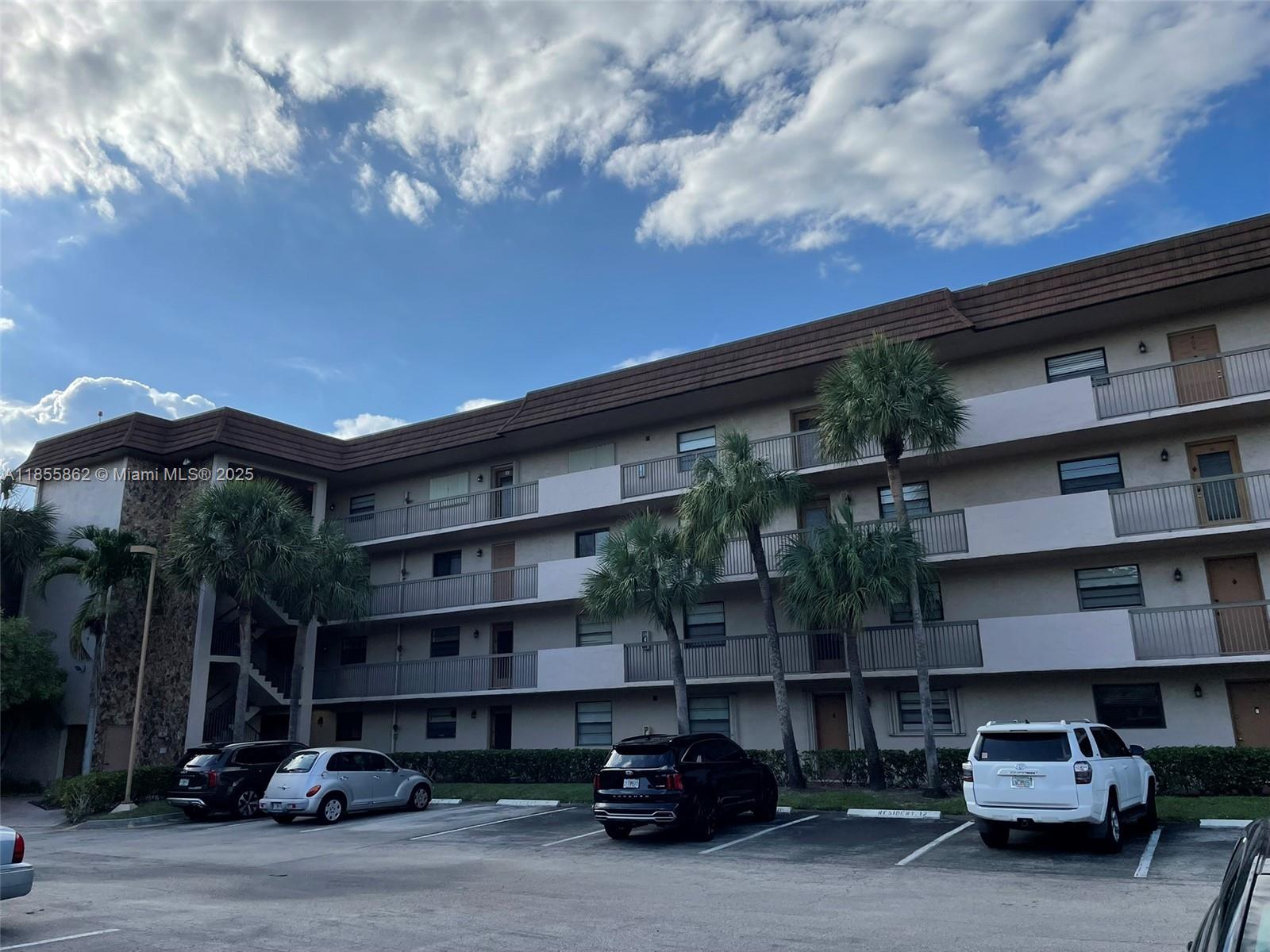 LAKES OF CARRIAGE HILLS - Residential