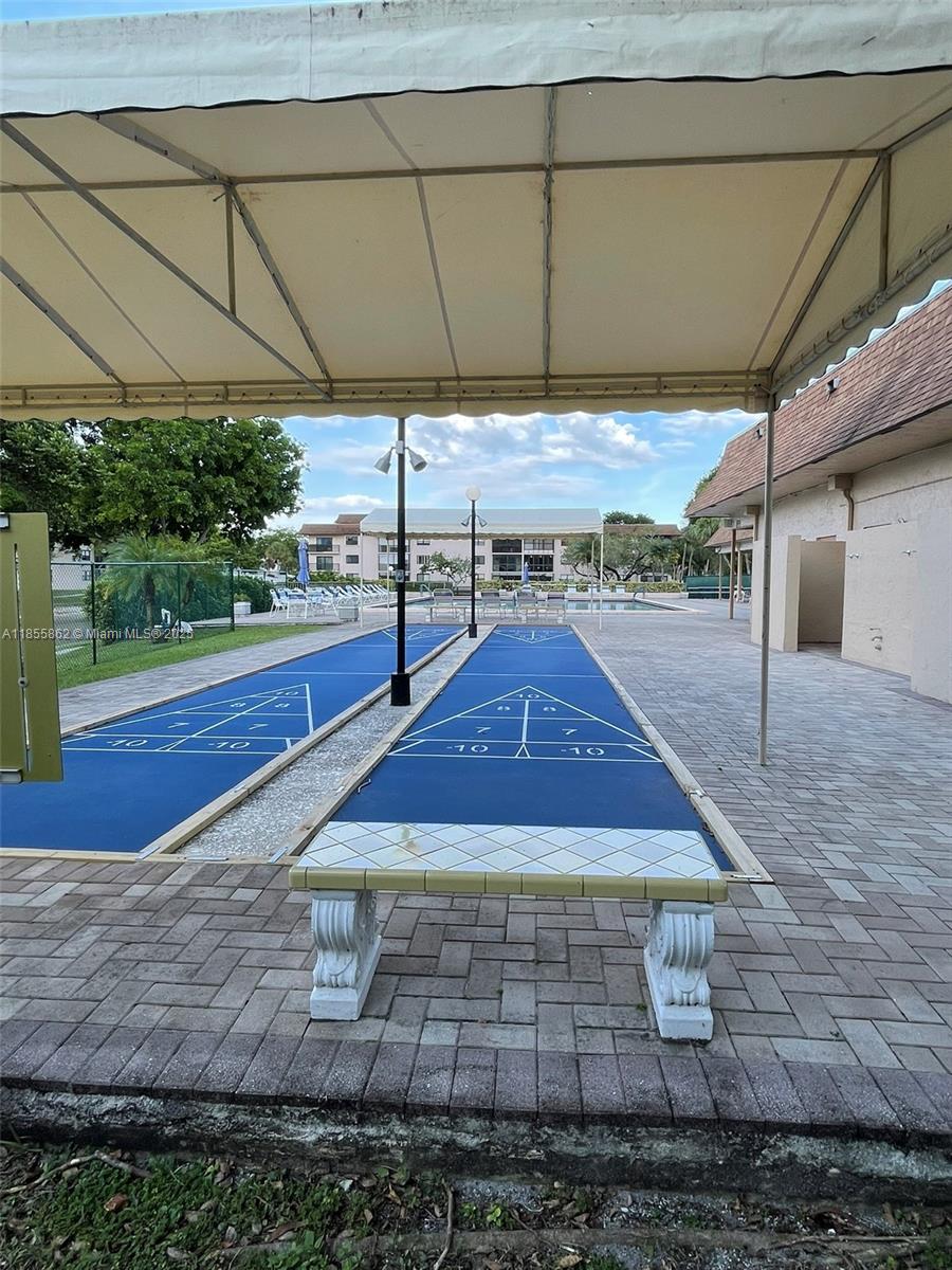 LAKES OF CARRIAGE HILLS - Residential