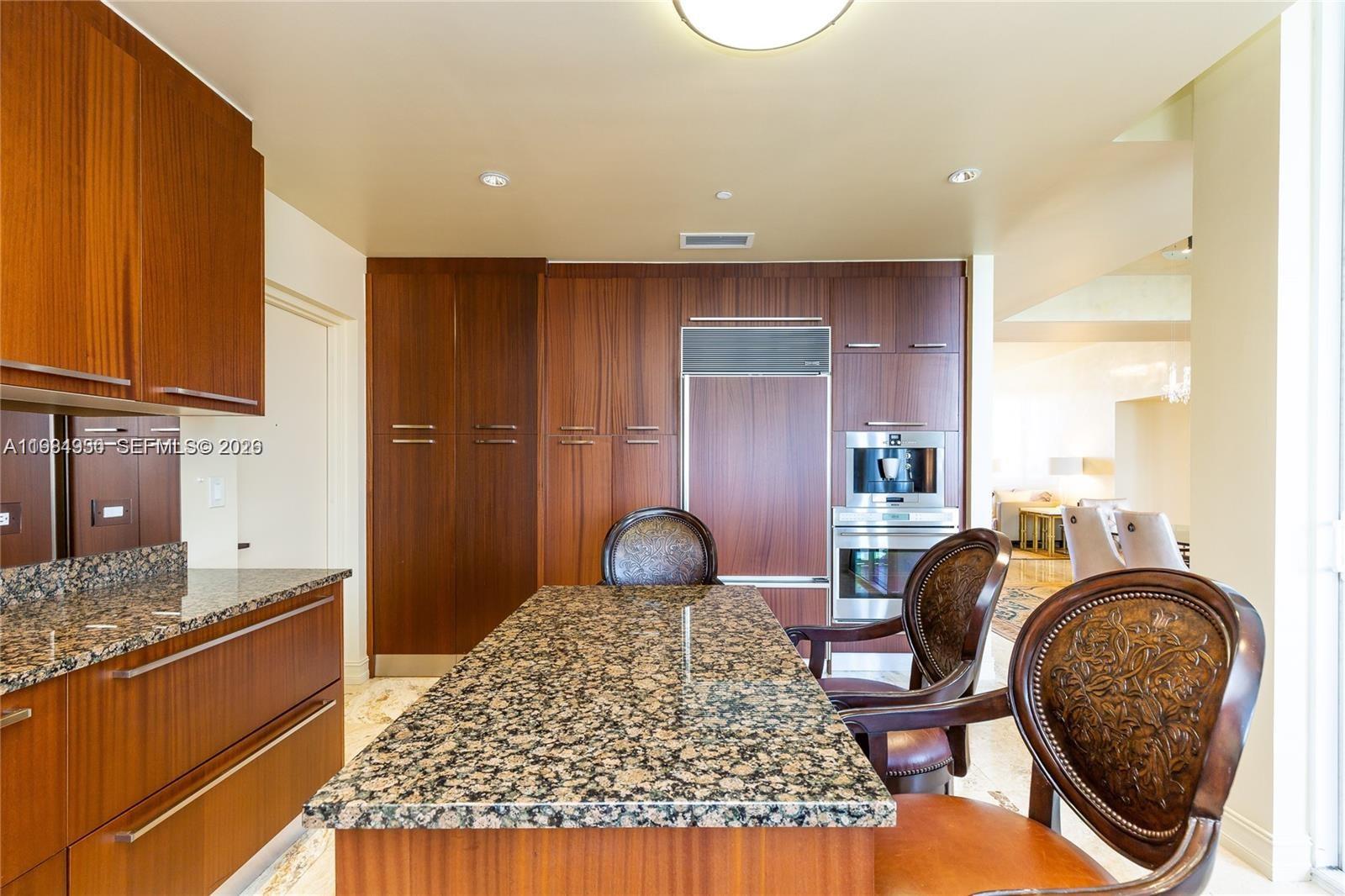 TDR TOWER I CONDO - Residential Lease