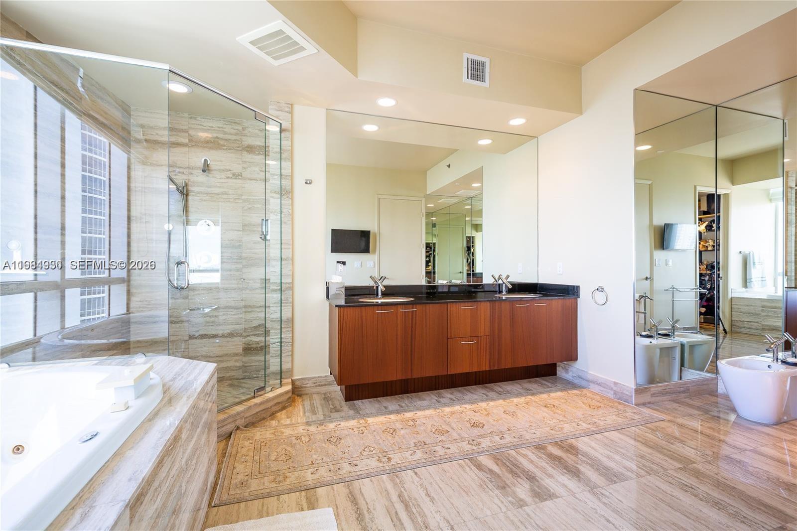 TDR TOWER I CONDO - Residential Lease