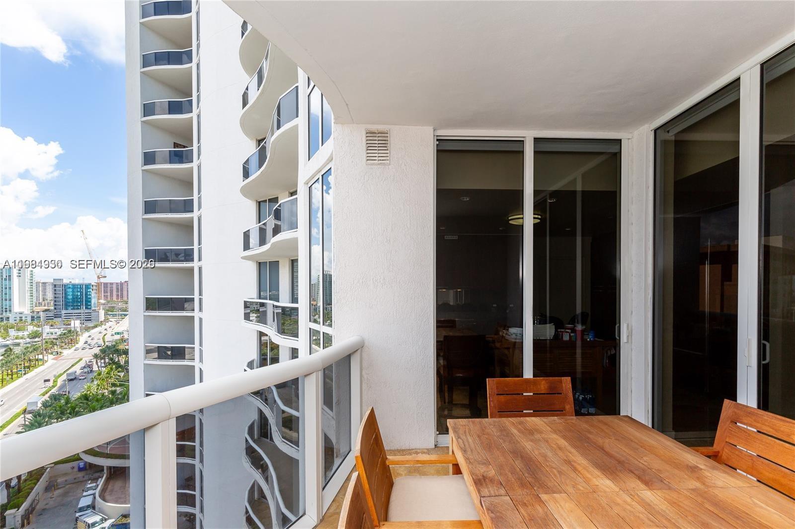 TDR TOWER I CONDO - Residential Lease