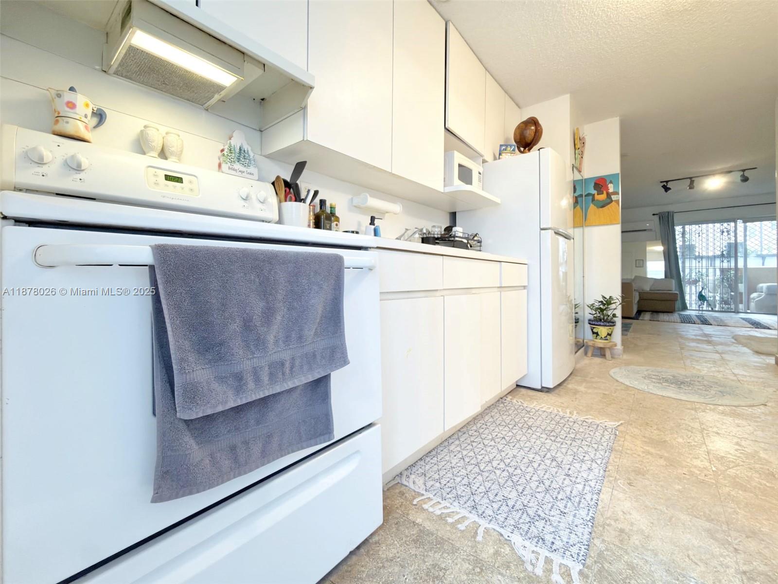 MERIDIAN PLAZA CONDO - Residential