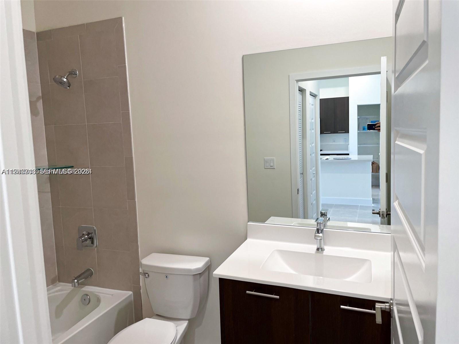 APEX AT PARK CENTRAL COND - Residential