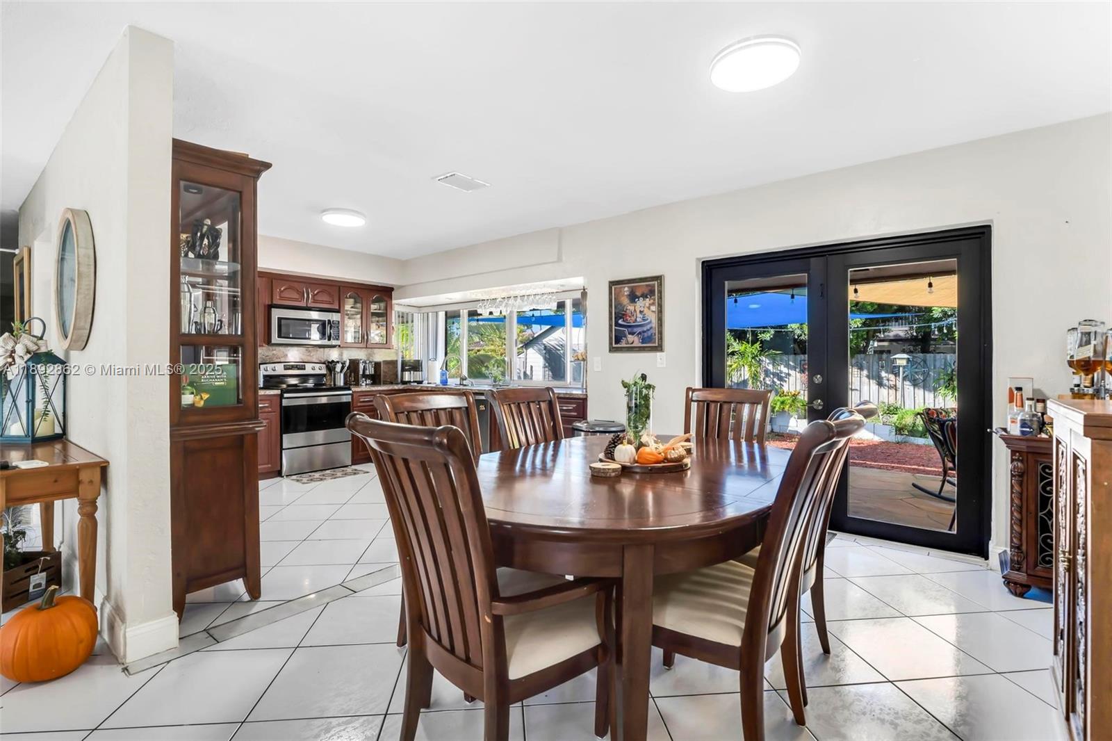 SAGA BAY SEC 1 - Residential