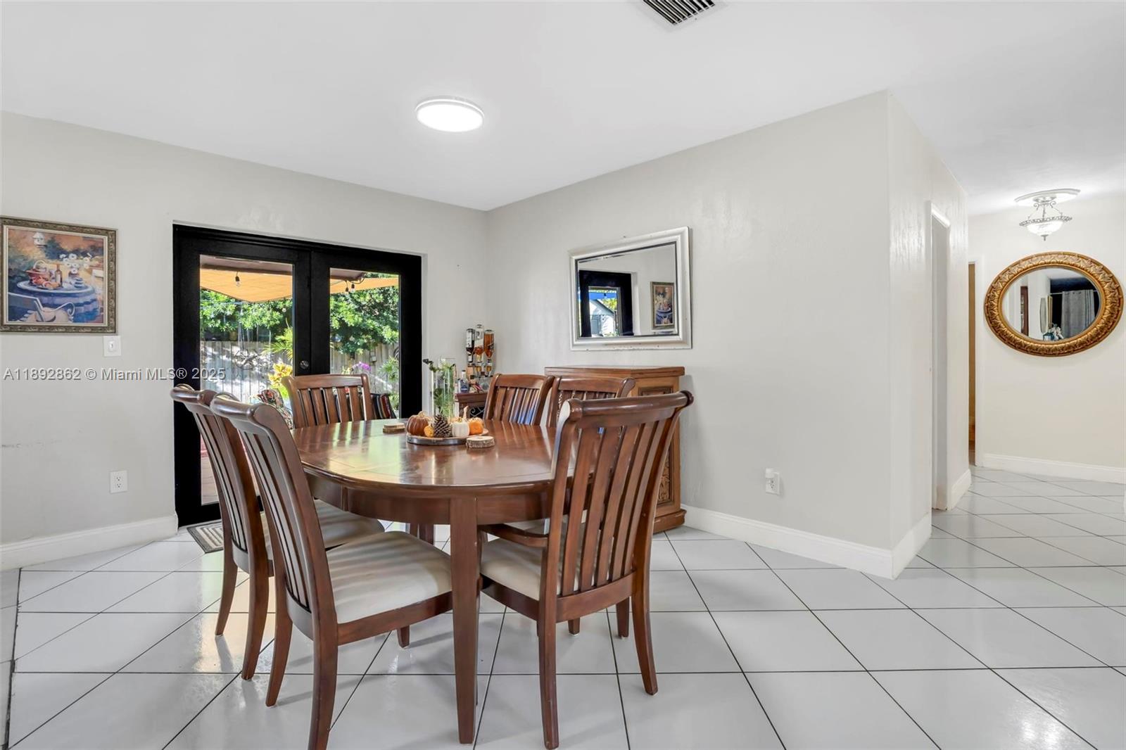 SAGA BAY SEC 1 - Residential