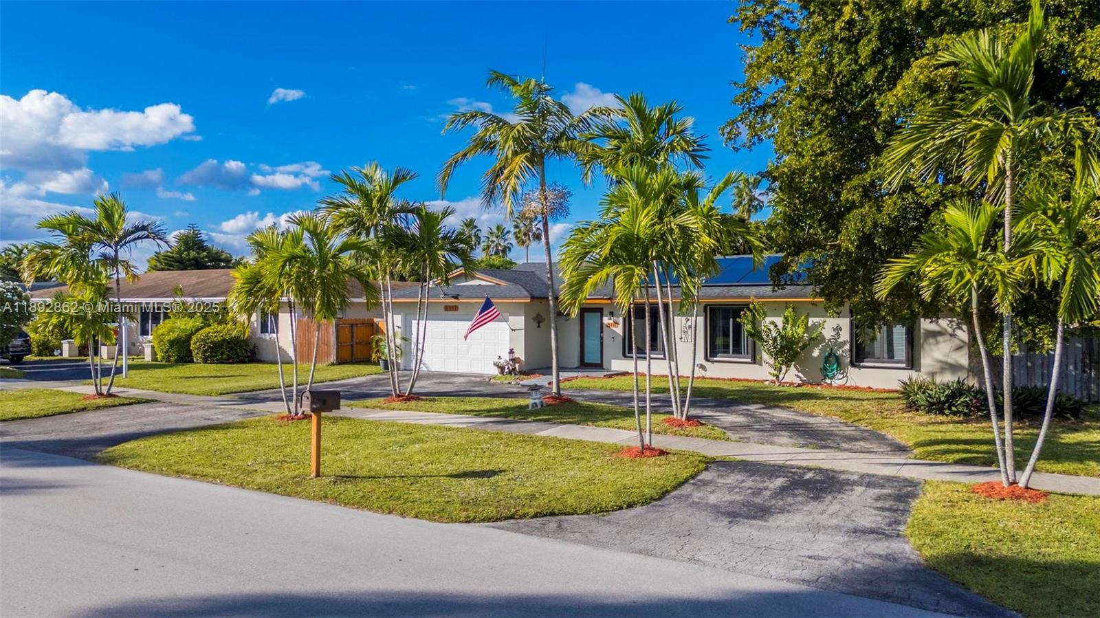 SAGA BAY SEC 1 - Residential