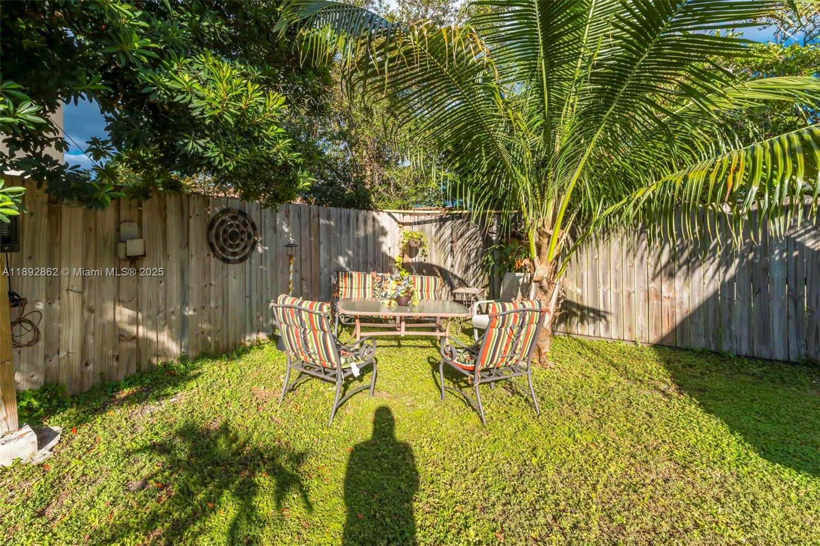 SAGA BAY SEC 1 - Residential