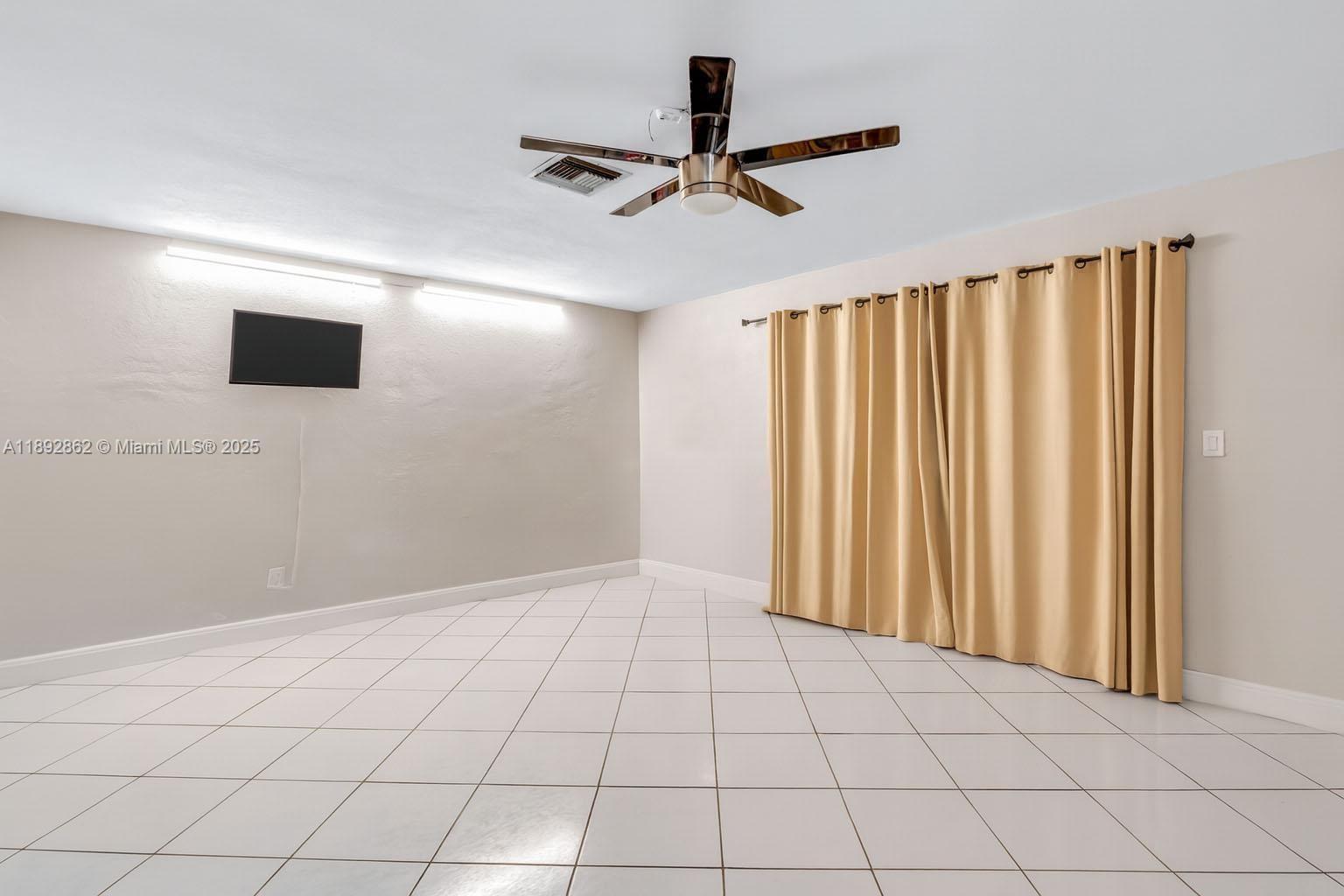 SAGA BAY SEC 1 - Residential