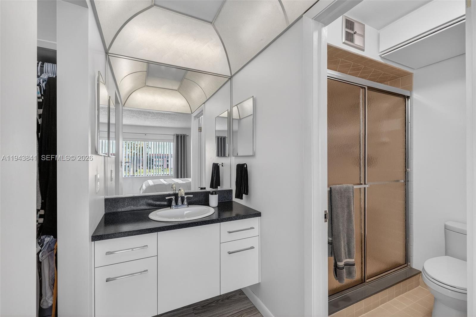 SUNRISE LAKES 129 CONDO - Residential