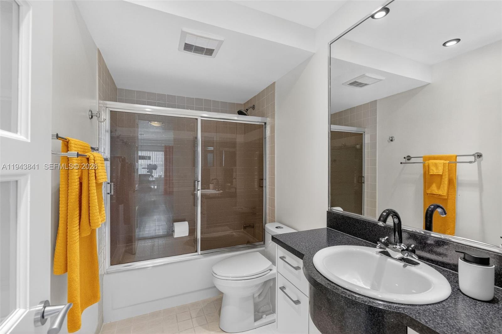 SUNRISE LAKES 129 CONDO - Residential