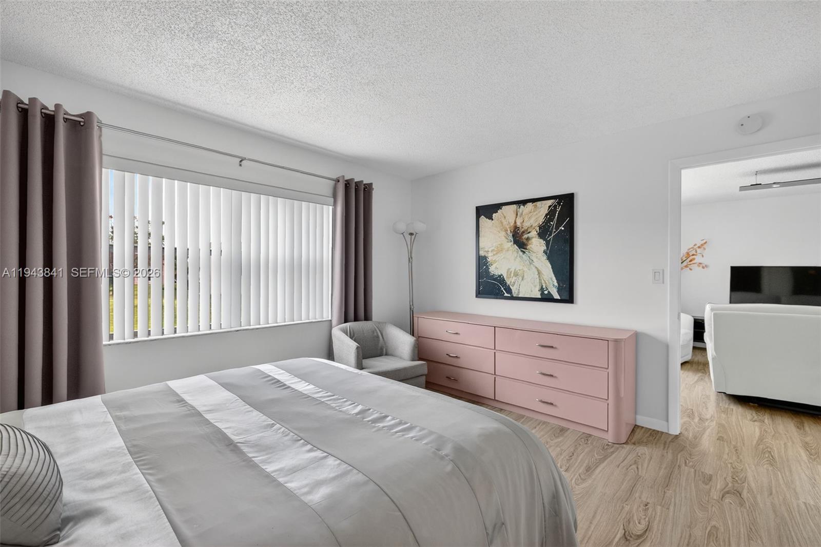 SUNRISE LAKES 129 CONDO - Residential